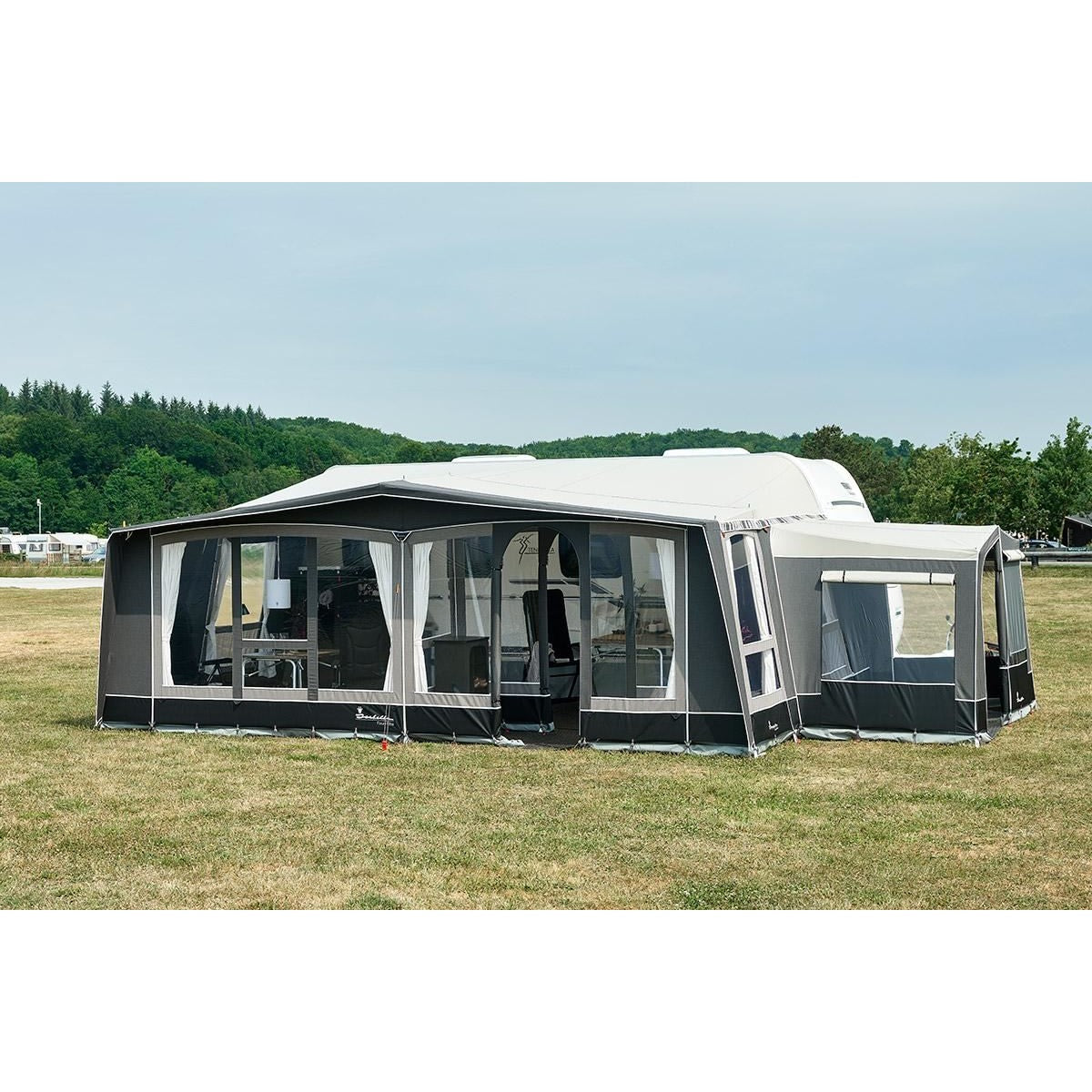 Isabella Forum Etna Awning with Mega Frame