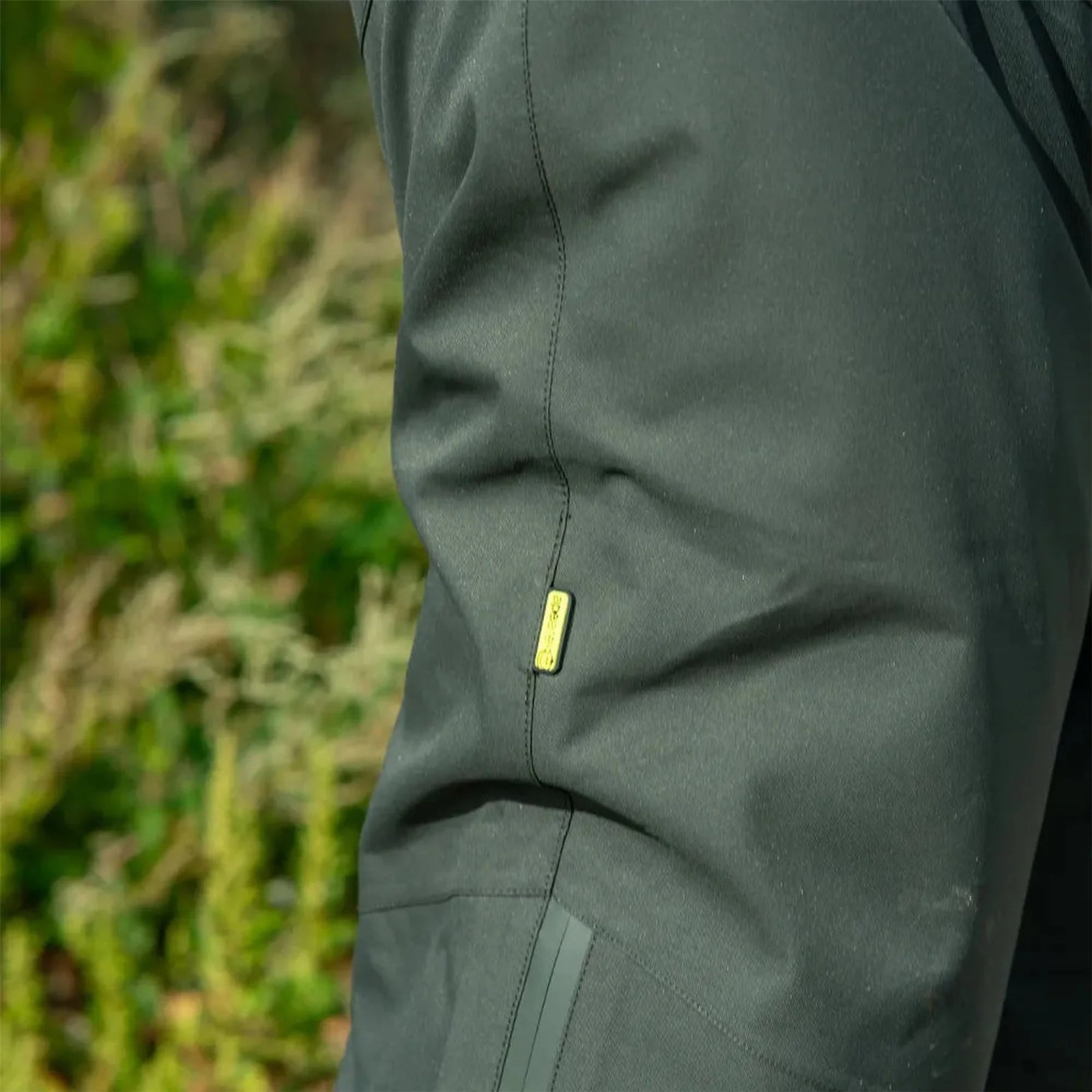 RidgeMonkey APEarel ThermaPro Waterproof Shell Trousers Green M - RMC152
