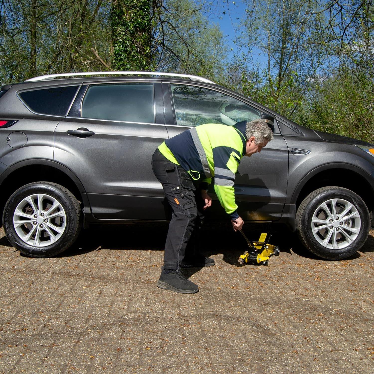 AA 3 Tonne Trolley Jack