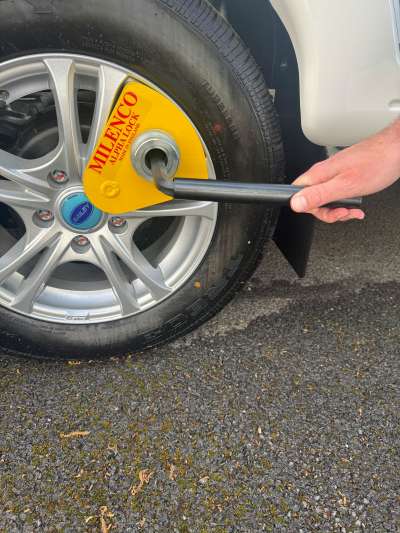 Milenco Alpha Gold Wheel Lock – Ultimate Caravan Security Solution