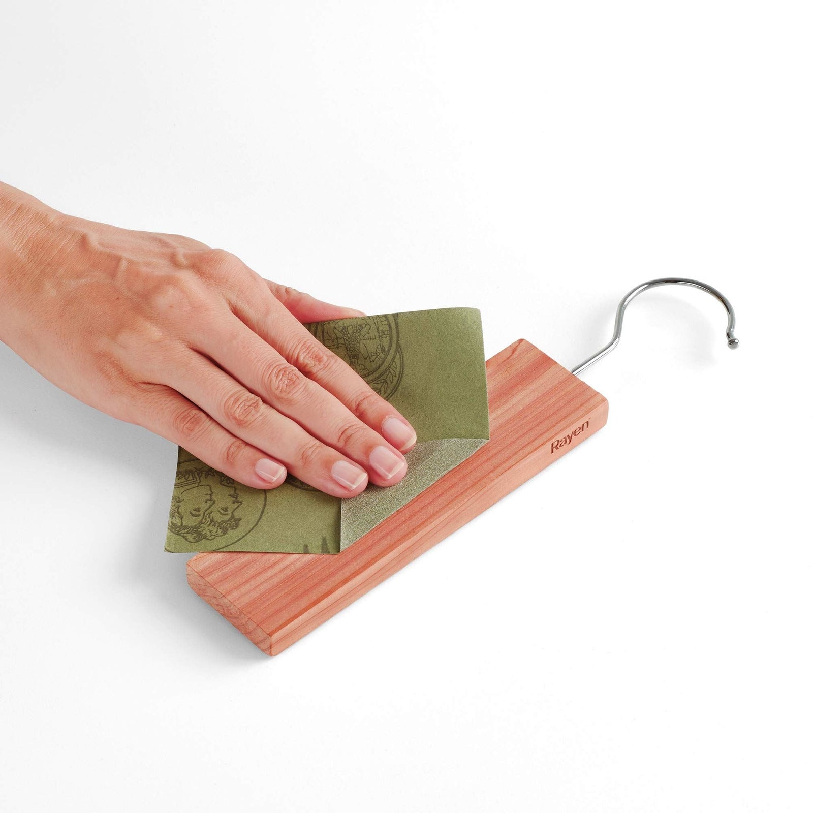 Cedar Hang Ups 240001