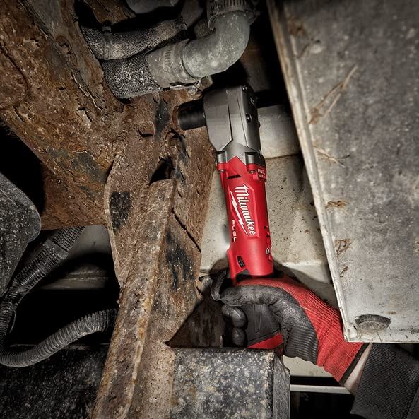 Milwaukee M12 FUEL 3/8in. right angle impact wrench with friction ring
