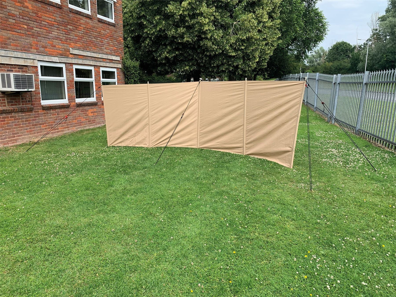 Quest Signature WindBlocker Windbreak