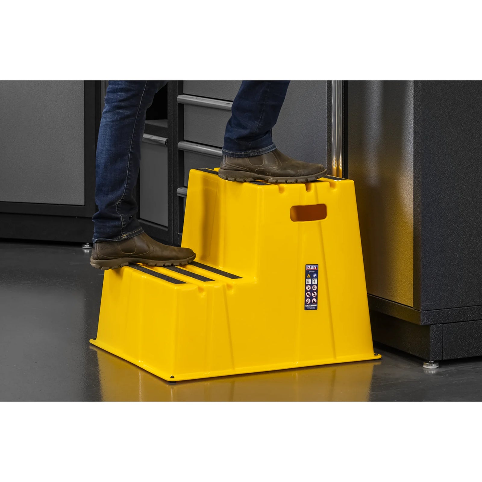 Sealey Heavy-Duty 2-Step Safety Steps 150kg Capacity, Yellow