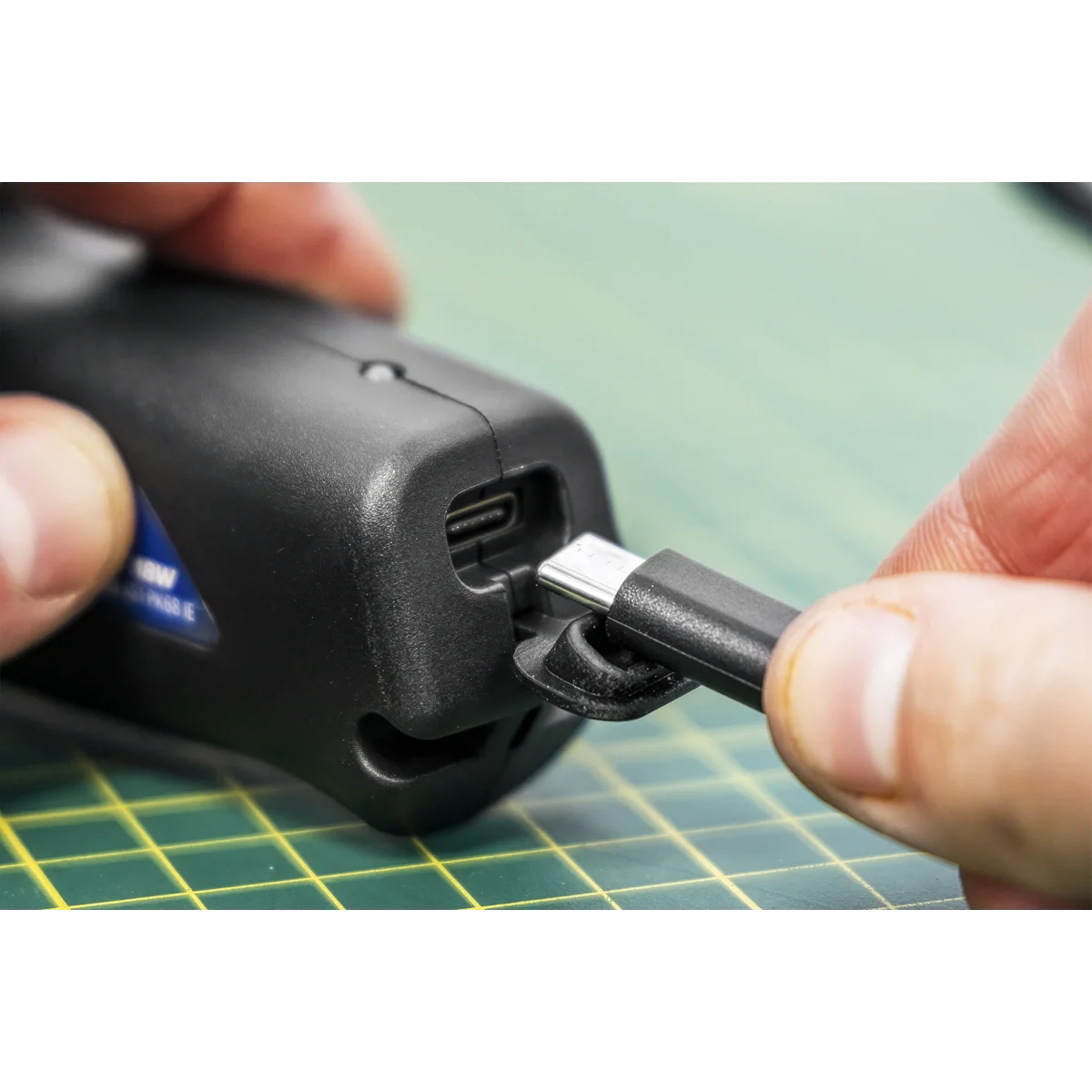 Sealey Rechargeable Hot Stapler SDL16 18W for Plastic Repairs