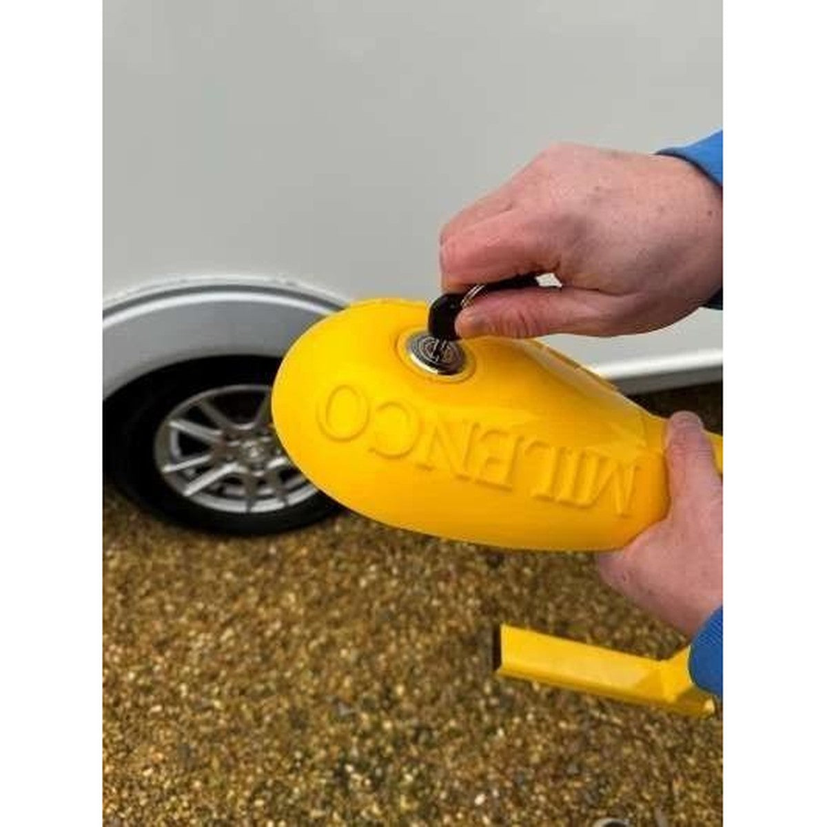 Milenco Wheel Clamp Wraith 3 Compact Lightweight Sold Secure Caravan 7290