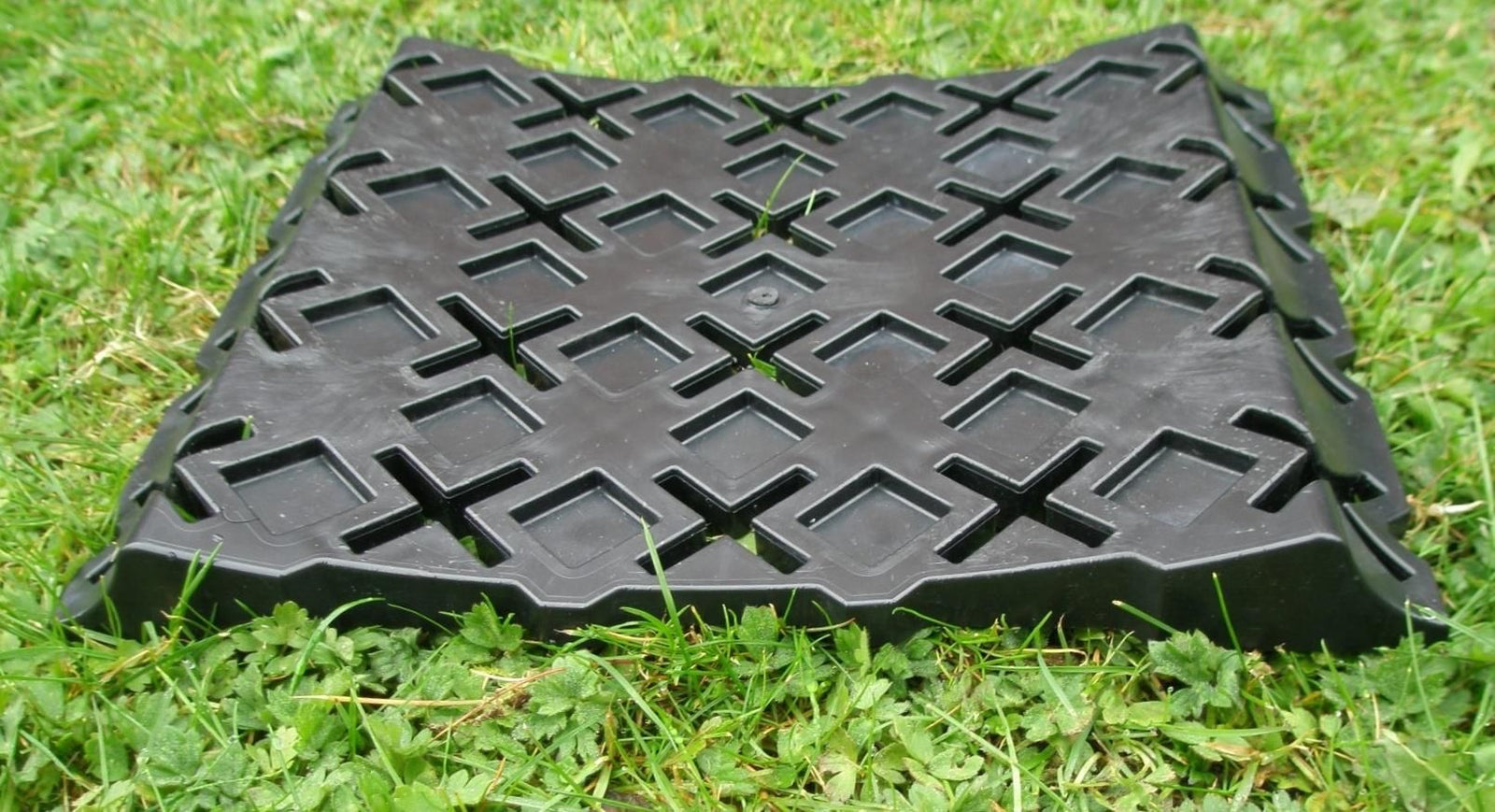 Milenco Stacka Tyre Saver (Single) – Prevents Flat Spots on Parked Caravan, Motorhome or Car Tyres