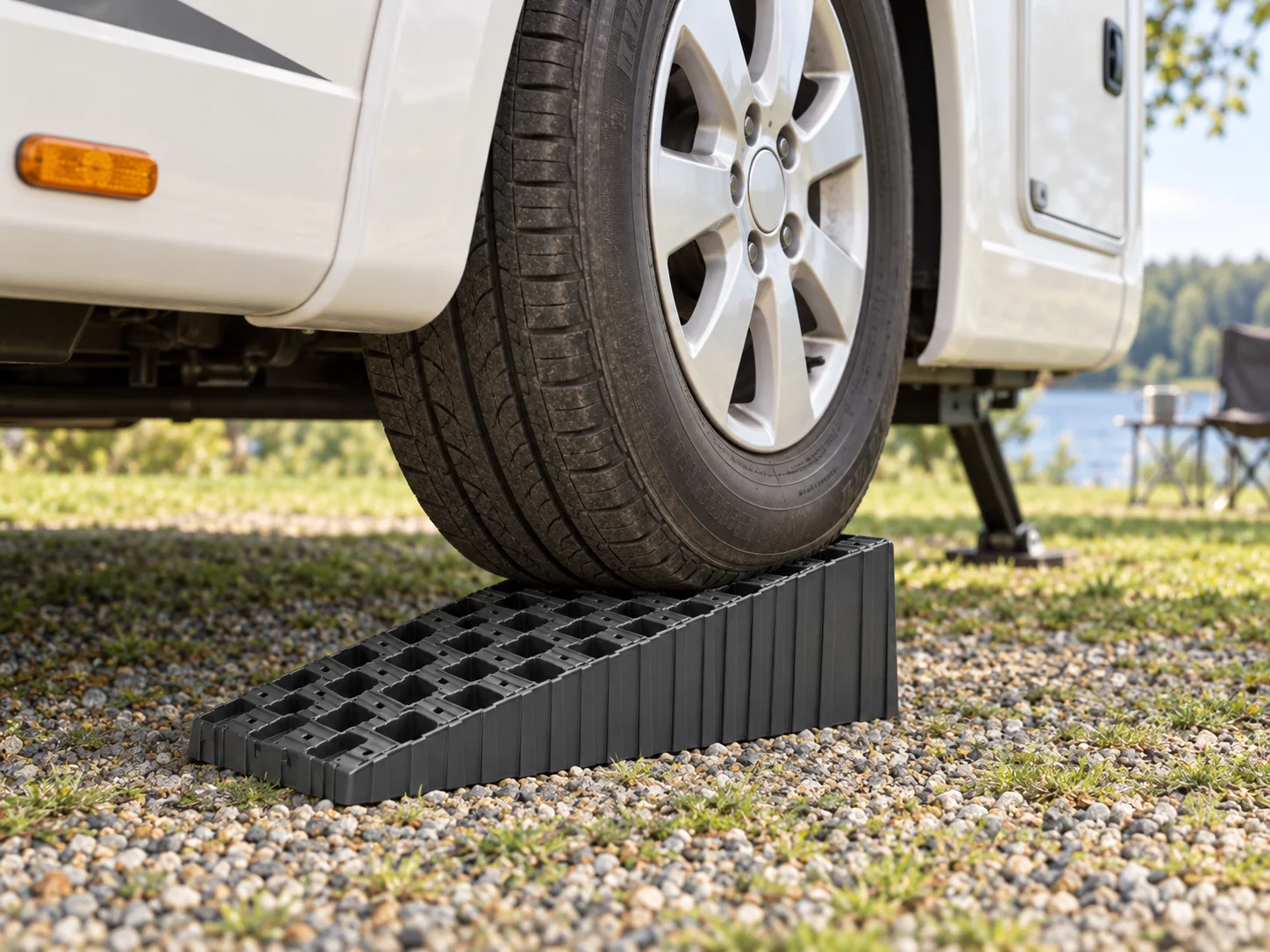 Milenco Levelling Ramp MGI XL Wedge Set x 2 for Caravan Motorhome & Camper 7177