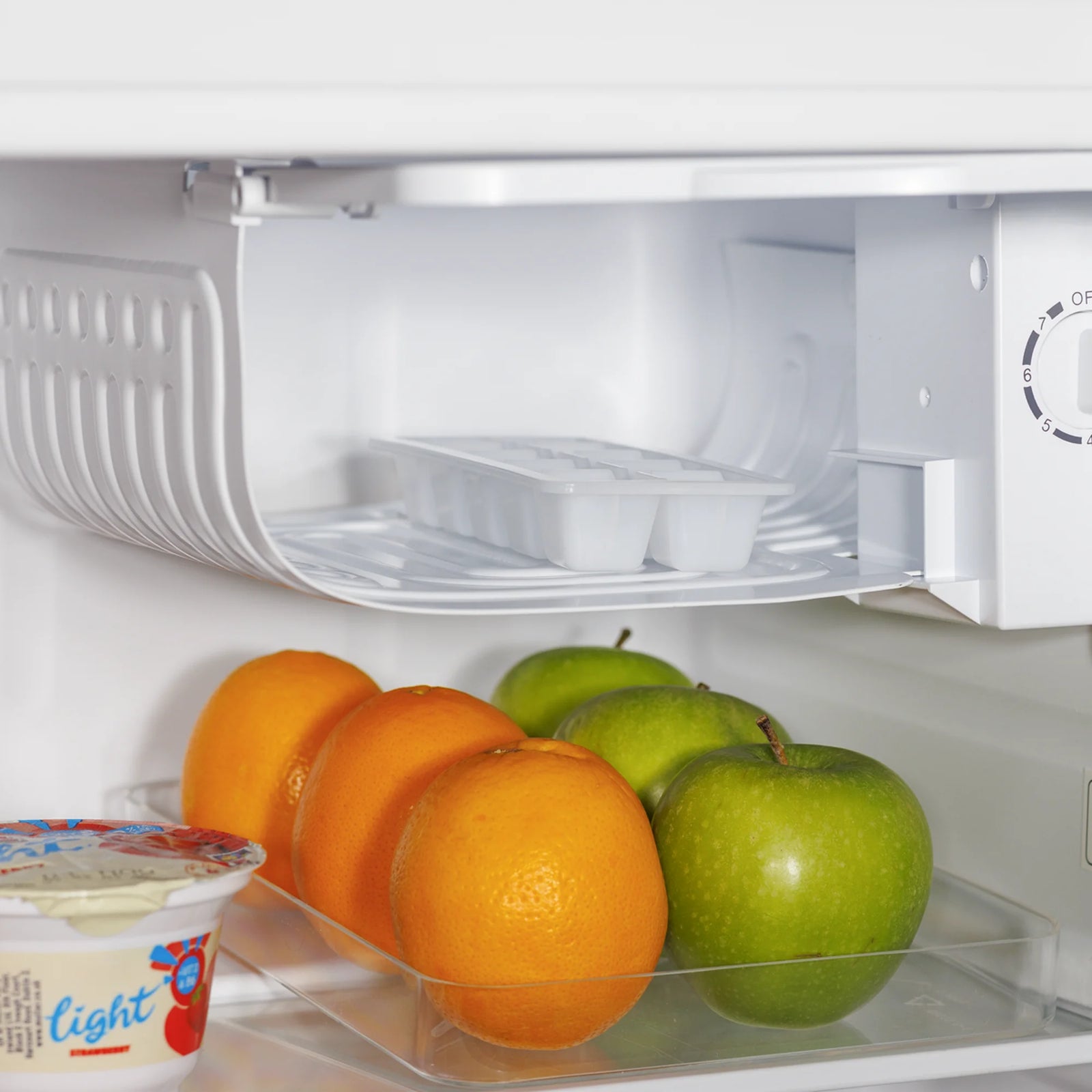 Baridi Tabletop Fridge DH256 46L Capacity Adjustable Thermostat - White
