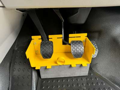 Milenco Brake Clutch Pedal Lock For VW T6