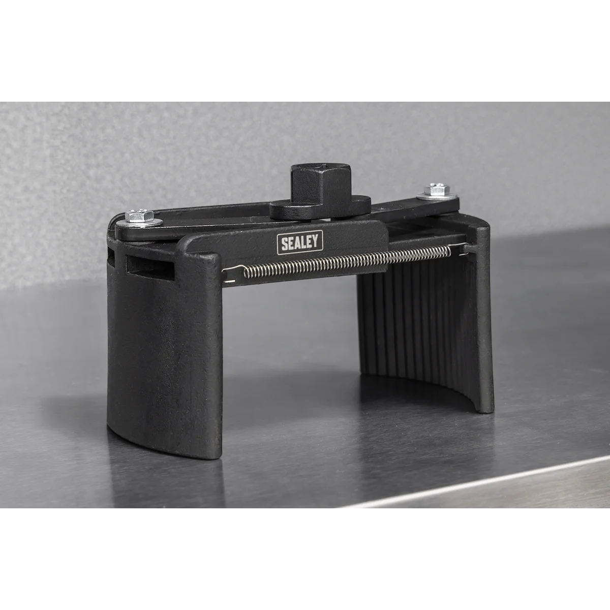 Sealey Adjustable Oil Filter Wrench 100-140mm Capacity