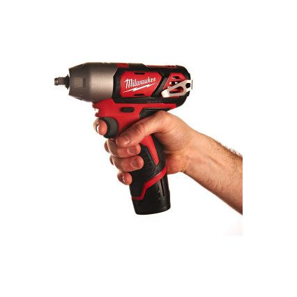 Milwaukee M12 3/8 Impact Wrench Kit 4933443899
