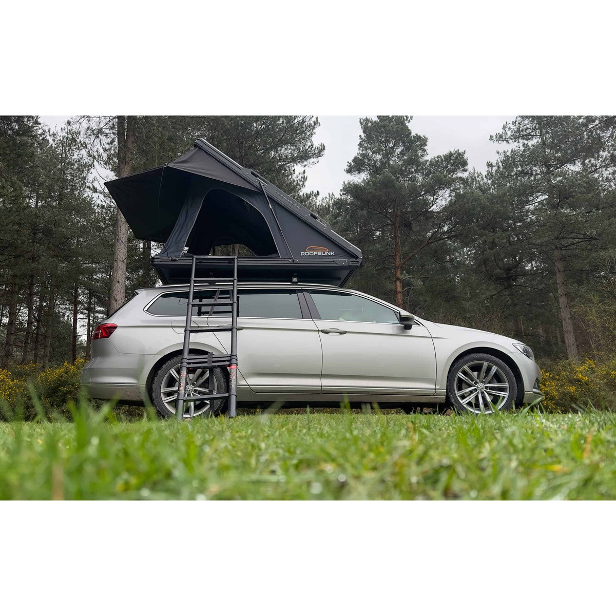 RoofBunk Adventurer Aluminium Clamshell Roof Tent
