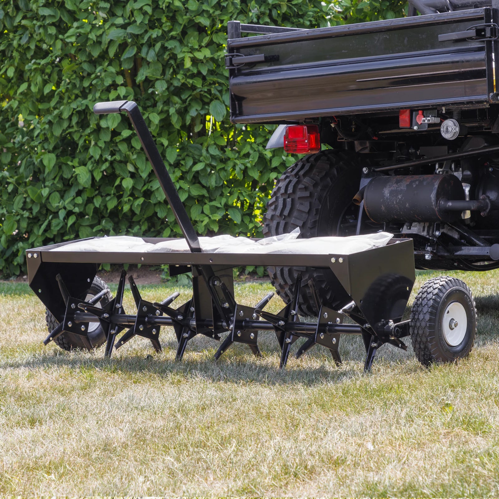Sealey 48" Tow Behind Plug Aerator SLA48T - 95kg Capacity