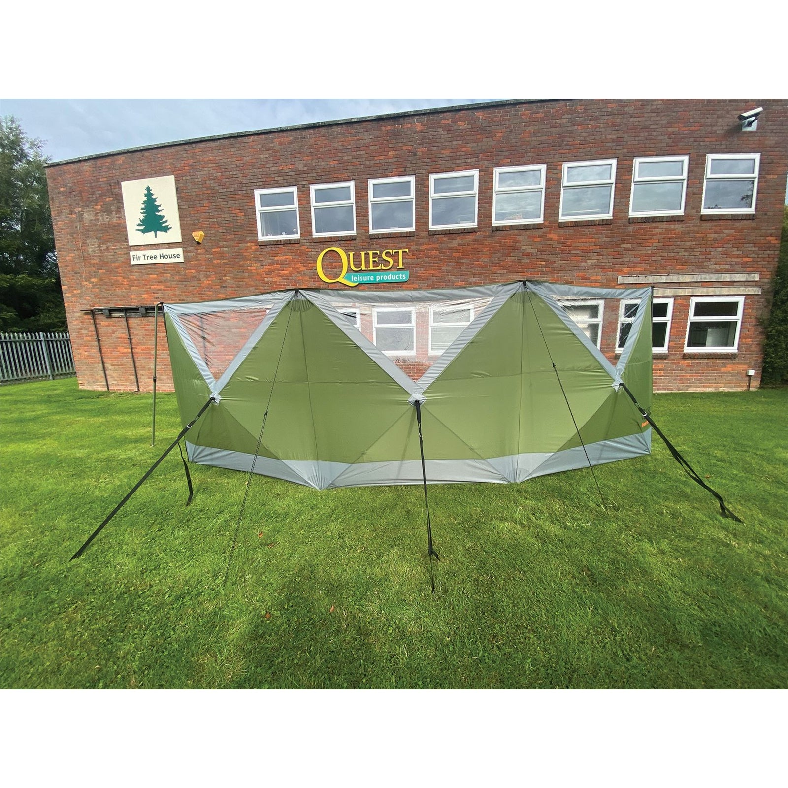 Quest Screen Shield (3 panel) A5512