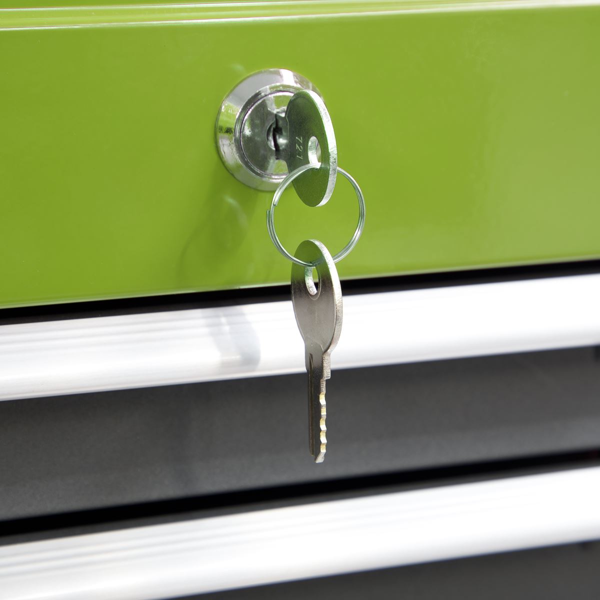 Sealey Mid-Box 3 Drawer with Ball-Bearing Slides Hi-Vis Green/Grey AP22309BBHV