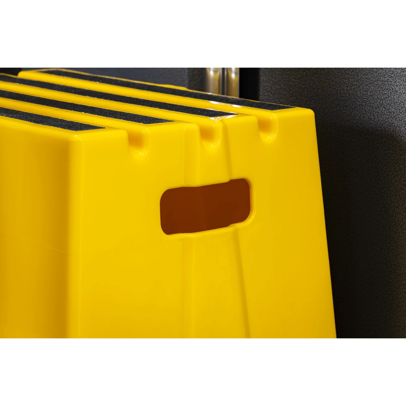 Sealey Heavy-Duty 2-Step Safety Steps 150kg Capacity, Yellow